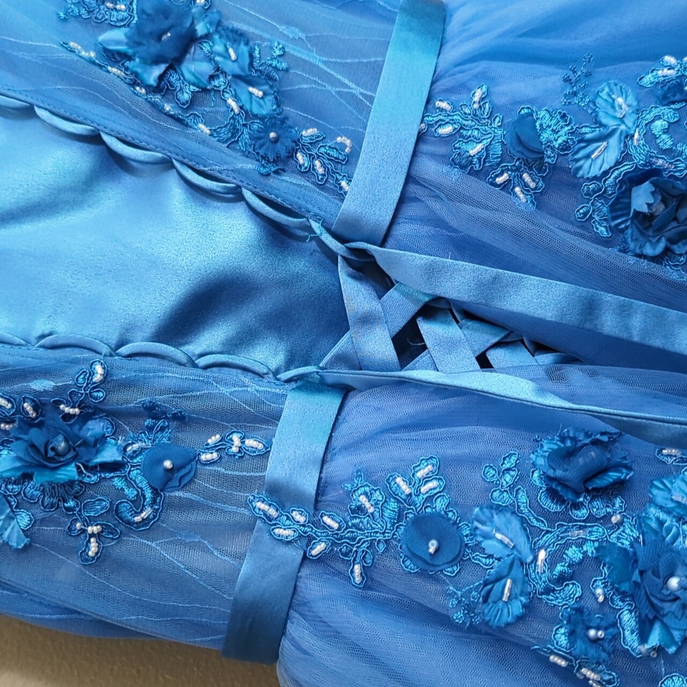 Blue floral prom dress - Picture 5 of 6